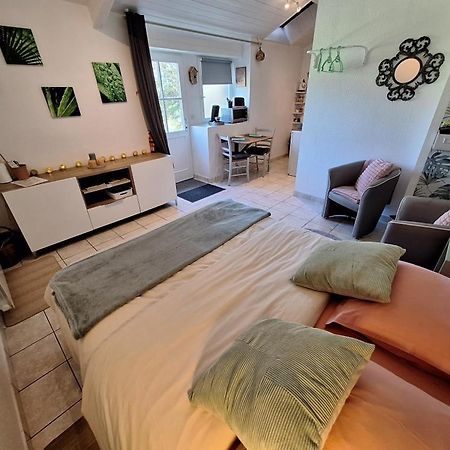 Studio 11, Draps, Linge, Wifi # Longere Bretonne#Morbihan Sulniac エクステリア 写真