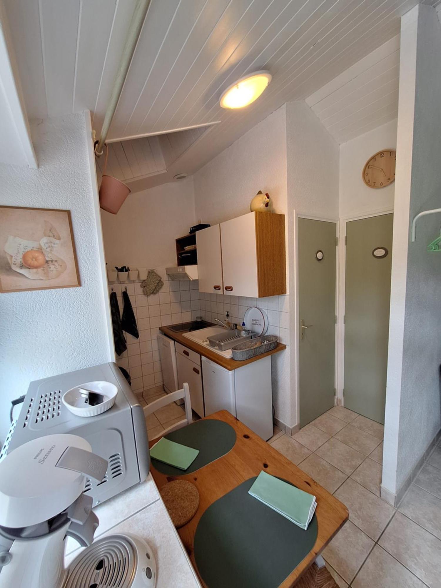 Studio 11, Draps, Linge, Wifi # Longere Bretonne#Morbihan Sulniac エクステリア 写真