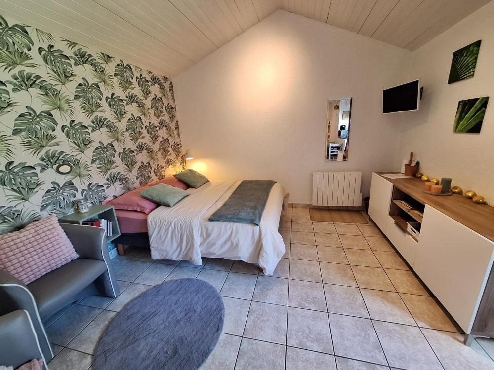 Studio 11, Draps, Linge, Wifi # Longere Bretonne#Morbihan Sulniac エクステリア 写真